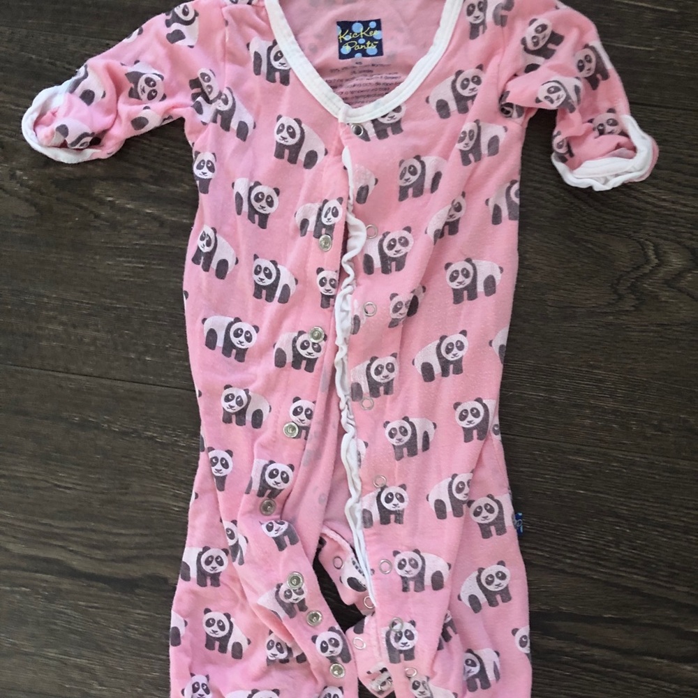kickee pants newborn outfit